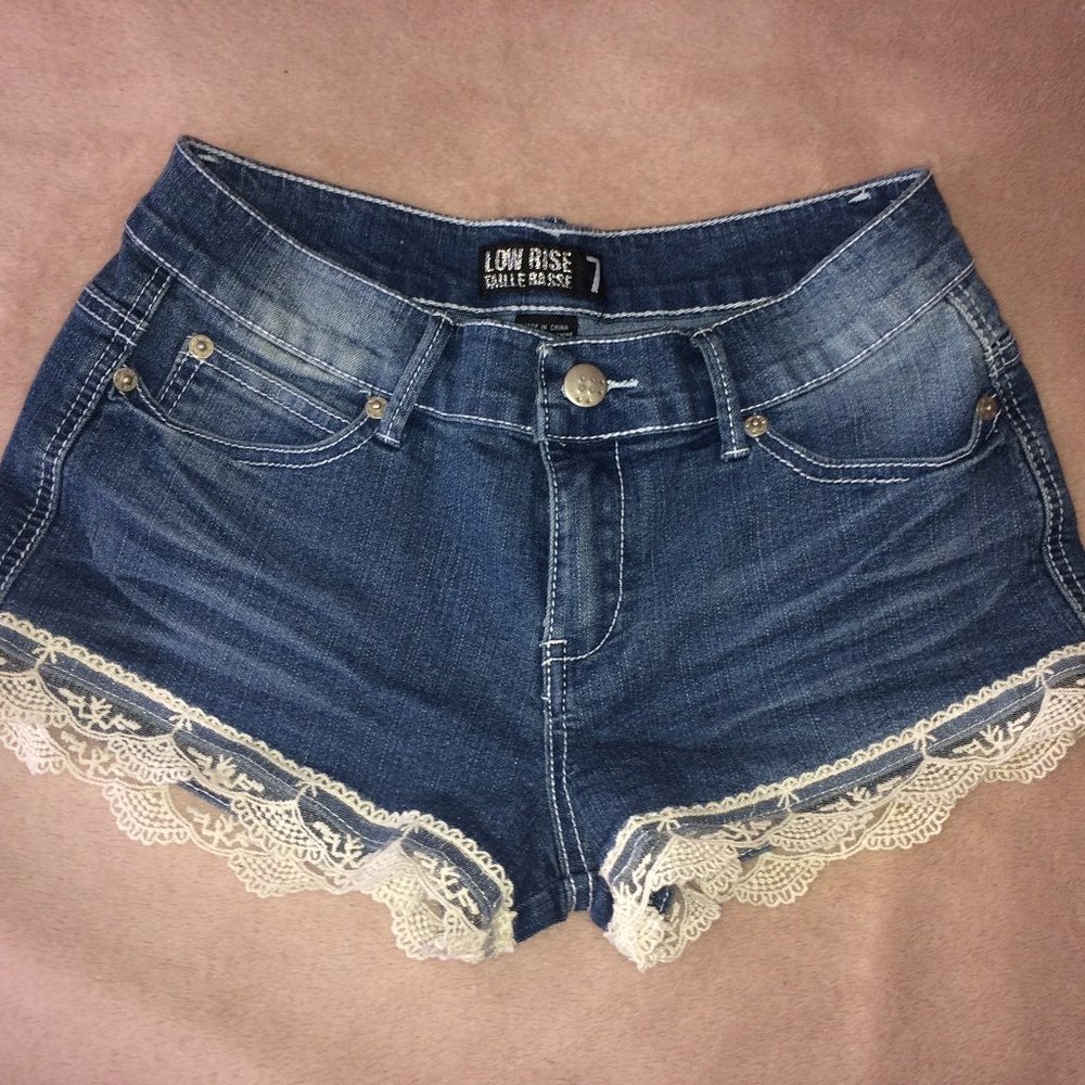 Denim Low Rise Short Light Pink Lace
